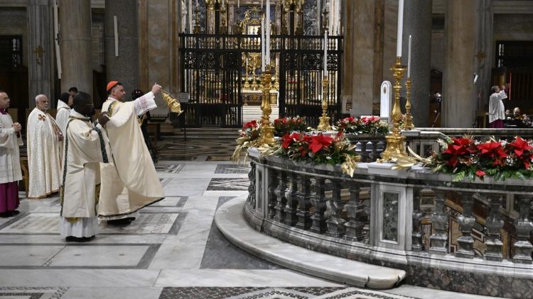 Momento da celebra&ccedil;&atilde;o Eucar&iacute;stica