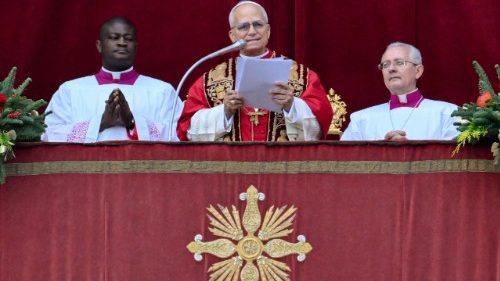 Urbi et Orbi, il Papa: la pace &egrave; responsabilit&agrave; comune, non lasciarsi vincere dall’indifferenza 