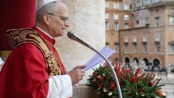 Baba Mtakatifu Leo XIV akitoa Ujumbe wa Noeli, Salam na Baraka zake kwa mji wa Roma na Ulimwengu katika ujumla wake, “Urbi et Orbi”  kwa Mwaka 2025