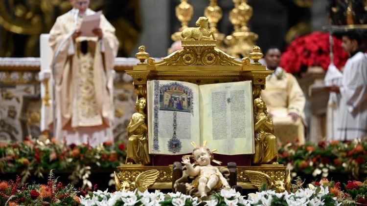 Il Papa mentre pronuncia l'omelia