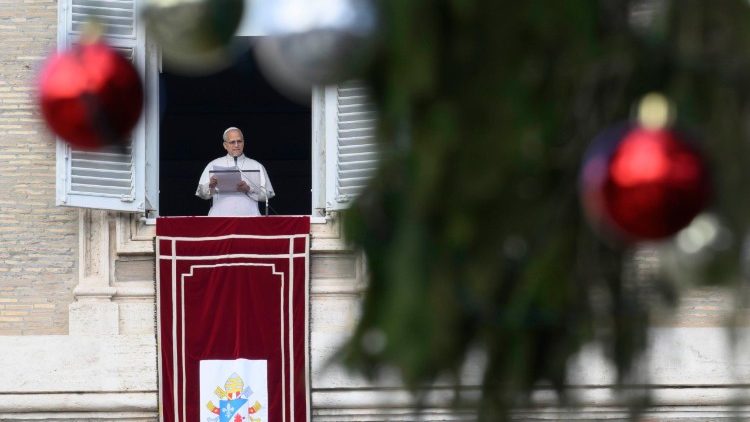 Papa na prozoru Apostolske palače