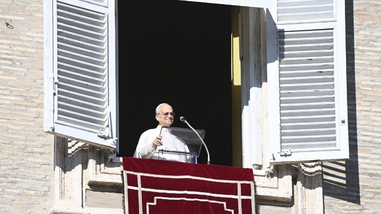 Lev XIV. při modlitbě Anděl P&aacute;ně, 28. prosince 2025