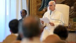 البابا يستقبل الحجاج القادمين من رعية القديس توما دي فيلانوفا من ألكالا دي إيناريس الإسبانية ٢٩ كانون الأول ٢٠٢٥