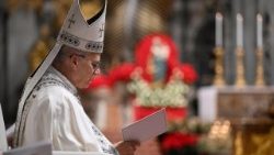 البابا يترأس صلاة الغروب عشية عيد القديسة مريم والدة الله