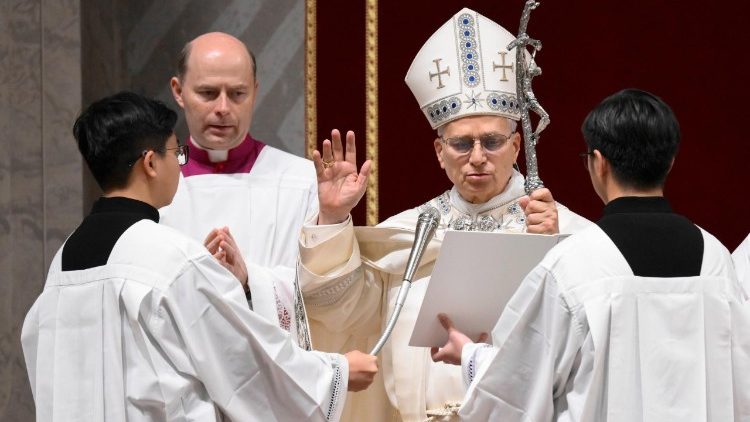 Lev XIV. při nešporách a Te Deum, 31. prosince 2025