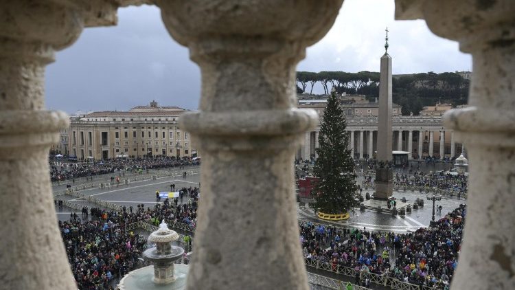 Uno scorcio di piazza San Pietro