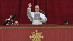 البابا يتلو صلاة التبشير الملائكي 