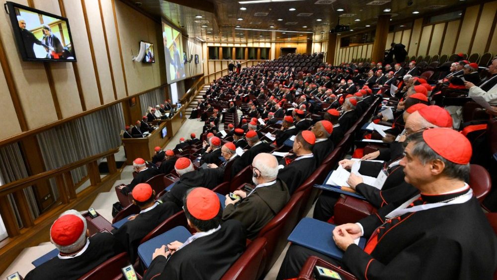 Neeilinės konsistorijos atidarymas 2026 m. sausio 7 d.