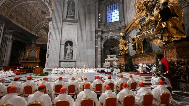 Makardinali ni washauri wakuu wa Khalifa wa Mtakatifu Petro