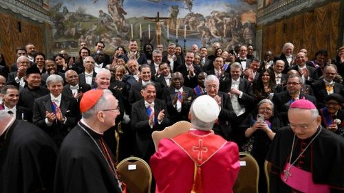 P&aring;ven sl&aring;r larm om m&auml;nskliga r&auml;ttigheter och en v&auml;xande krigsiver