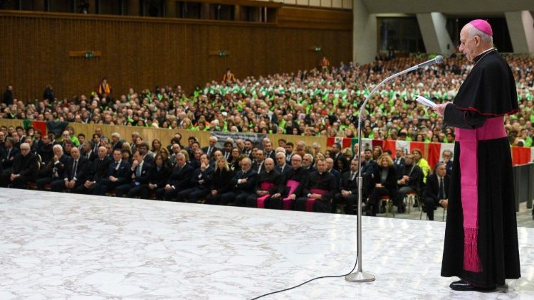 Wakati wa hotuba ya Askofu Mkuu Fisichella