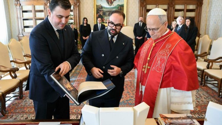 2026.01.12 În audiență la papa Leon al XIV-lea, Matteo Rossi și Lorenzo Bugli, căpitanii regenți ai Republicii San Marino