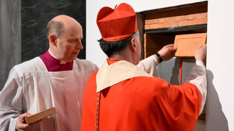 2026.01.13 Obrzęd zamurowania Drzwi Świętych w Bazylice Matki Bożej Większej