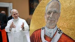 Leon XIV obok mozaiki ze swoim wizerunkiem