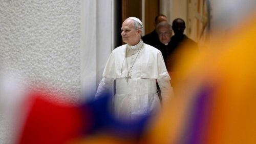 Le&atilde;o XIV: “os diplomatas do Papa s&atilde;o chamados a ser pontes”