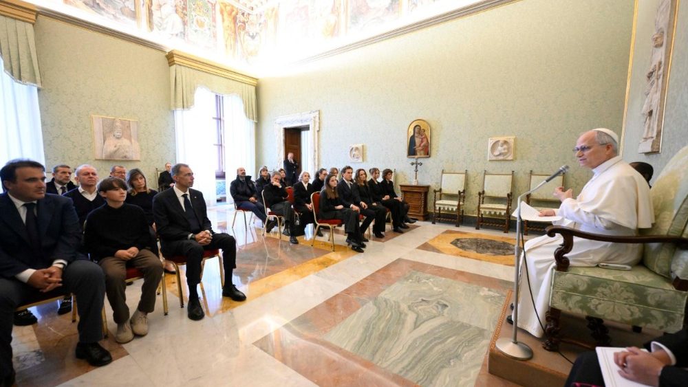 Сустрэча Папы з сем'ямі загінулых у Кран-Мантане (Швейцарыя)