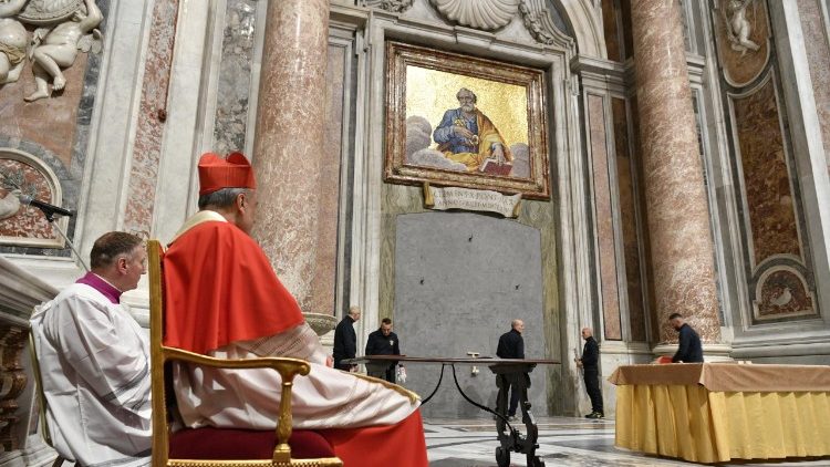 A Szent Péter-bazilika Szent kapujának befalazása