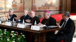 El cardenal Pietro Parolin en la conferencia "La acción diplomática de la Santa Sede ante los nuevos desafíos globales"
