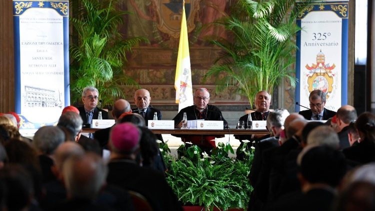 Il tavolo dei relatori