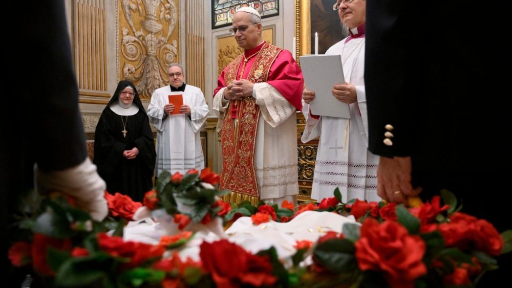 Ва ўспамін святой Агнешкі Папу прадставілі ягнят 