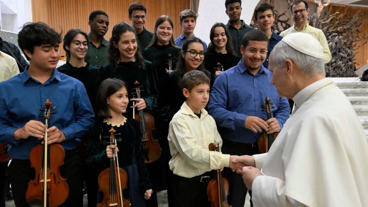 El grupo “Los Violines Tropicales Brasile&ntilde;os” (@Vatican Media)