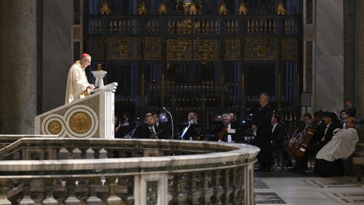 Il cardinale Pietro Parolin, segretario di Stato, durante la Messa a Santa Maria Maggiore per i 200 anni delle relazioni diplomatiche tra Santa Sede e Brasile