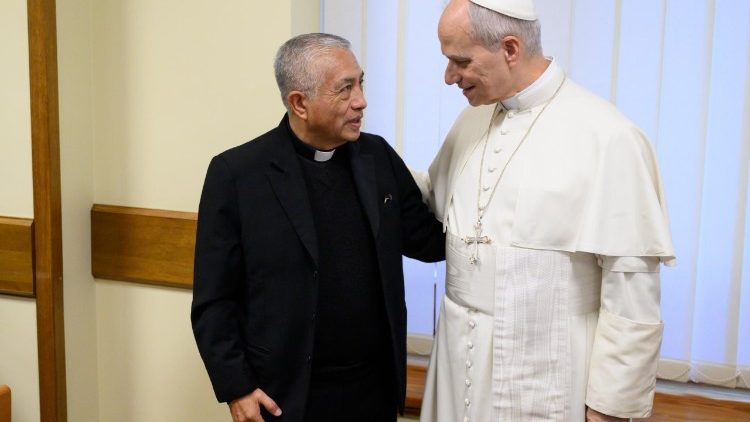 O Papa durante o almoço com os bispos do Peru