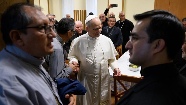 O Papa durante o almoço com os bispos do Peru