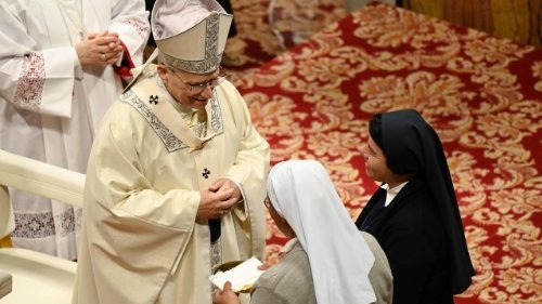 Папа: монашествующие – пророки надежды и закваска мира