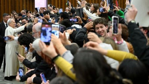 Papež pri katehezi: Sveto pismo govori vernikom današnjega časa