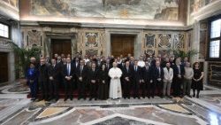 Леў XIV сустрэўся з калектывам Фларэрыі і Будаўнічага бюро Ватыкана