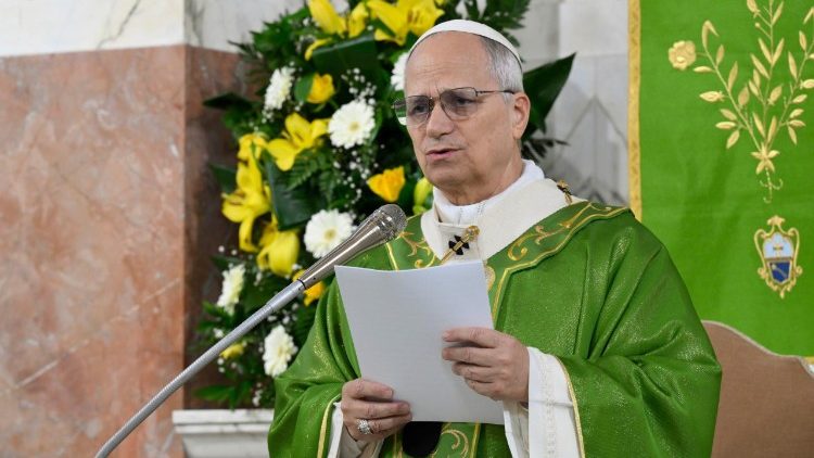 Пастырскі візіт у парафію Маці Божай Каралевы Супакою ў Остыі