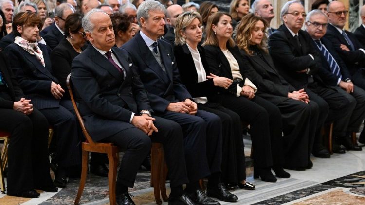 Падчас папскай аўдыенцыі для прэфектаў Італьянскай Рэспублікі