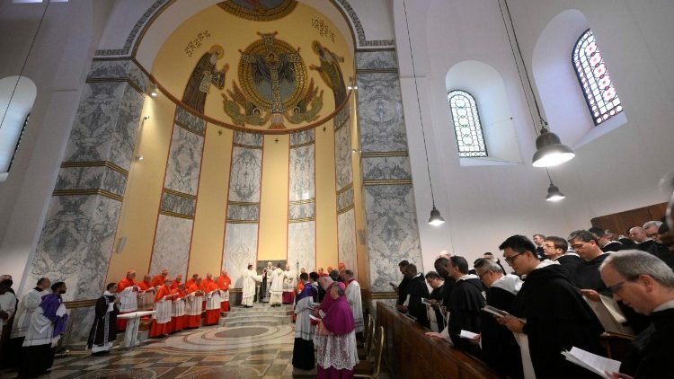 Ein Blick in die Benediktinerkirche