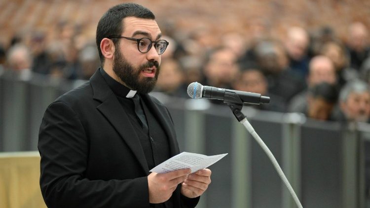 Kapłani zadawali pytania Ojcu Świętemu