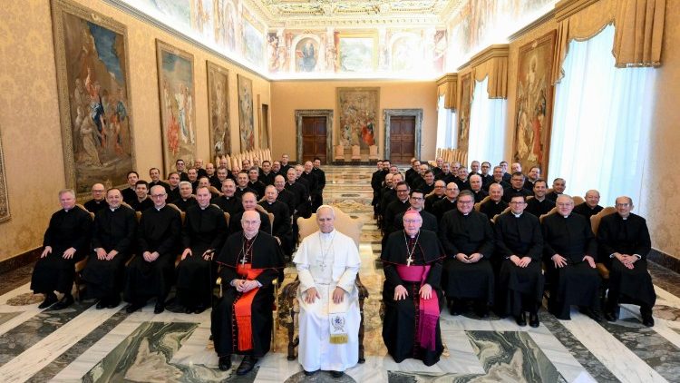 A foto oficial com os participantes do Cap&iacute;tulo Geral dos Legion&aacute;rios de Cristo