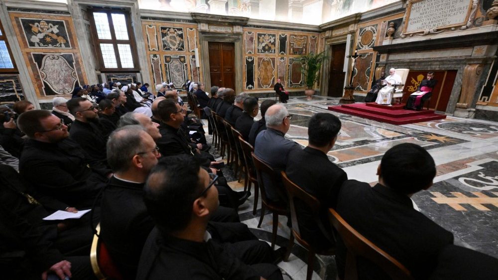 Аўдыенцыя Льва XIV для прадстаўнікоў дзвюх місіянерскіх кангрэгацый