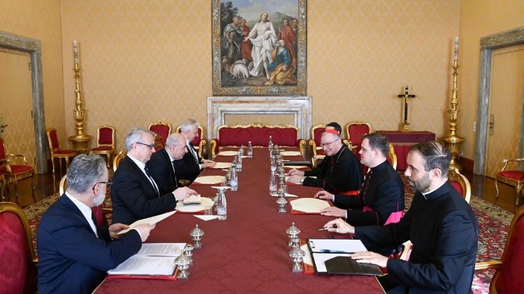 Lors de l'audience au pr&eacute;sident hongrois.