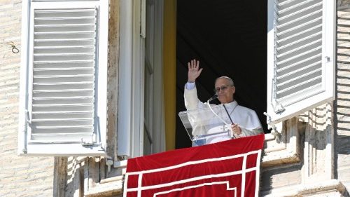 &Aacute;ngelus del Papa: En Cuaresma demos espacio al silencio y la escucha