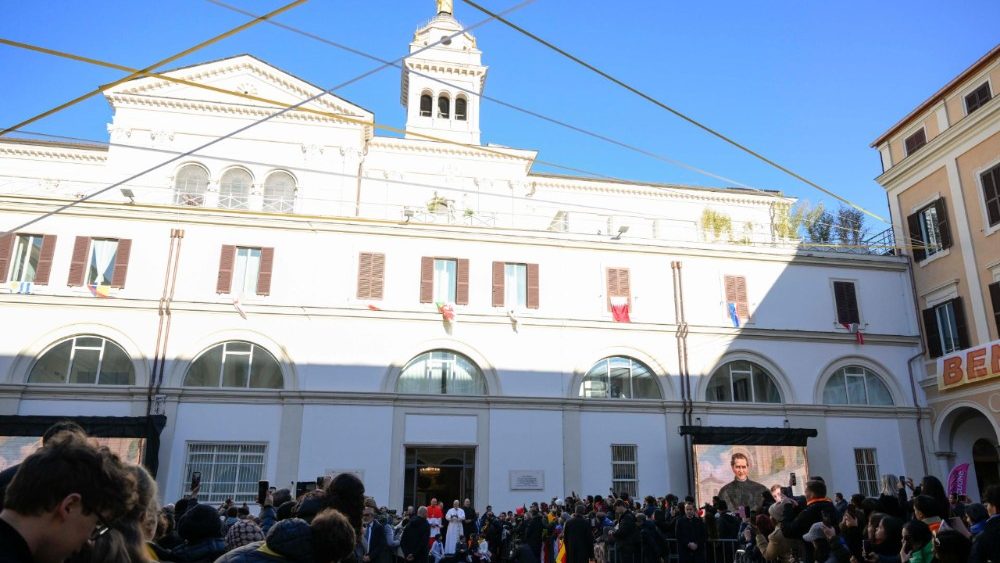 Душпастырскі візіт Льва XIV у парафію Найсвяцейшага Сэрца Езуса ля вакзала "Тэрміні"