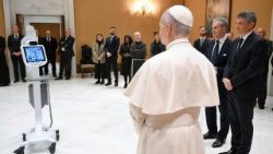 Papa recebe delegação da “Patrons of the World’s Children Hospital”.