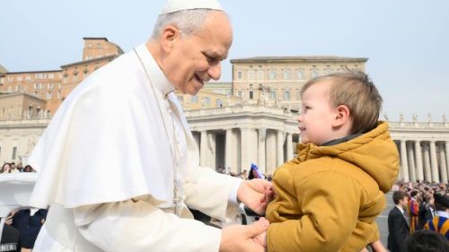 Leon XIV: B&oacute;g objawia się przez słabość stworzeń