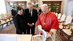 Леў XIV прыняў на аўдыенцыі Прэзідэнта Аўстрыі Аляксандра Ван дэр Бэлена