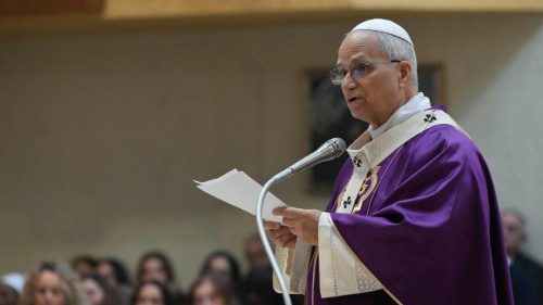 Lev XIV.: Ako pri studni so Samarit&aacute;nkou, aj dnes Ježiš čak&aacute; na každ&eacute;ho človeka