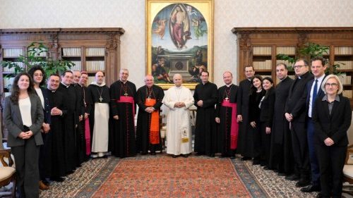 Les &eacute;v&ecirc;ques de la M&eacute;diterran&eacute;e &agrave; Barcelone pendant le voyage du Pape