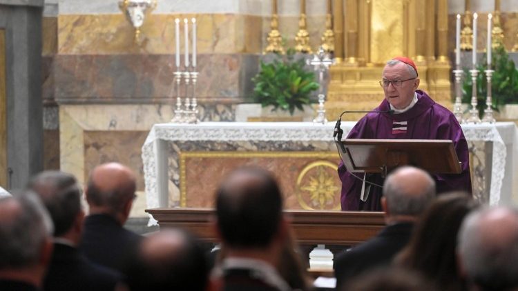 El cardenal Parolin ha presidido esta mañana una misa en la Capilla Paulina con motivo de la inauguración del año judicial del Tribunal Vaticano