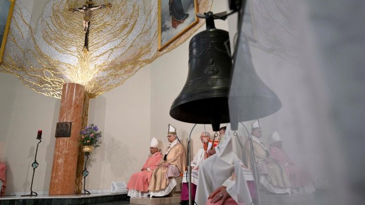 2026.03.15 Visita pastorale alla Parrocchia â  Sacro Cuore di GesÃ¹ a Ponte Mammoloâ  