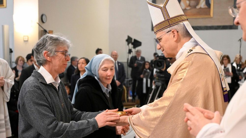 2026.03.15 Visita pastorale alla Parrocchia â  Sacro Cuore di GesÃ¹ a Ponte Mammoloâ  