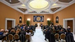 2026.03.18 Papa alikutana na washiki wa Mkutano wenye mada:Leo hii Ndugu yangu ni nani?" 