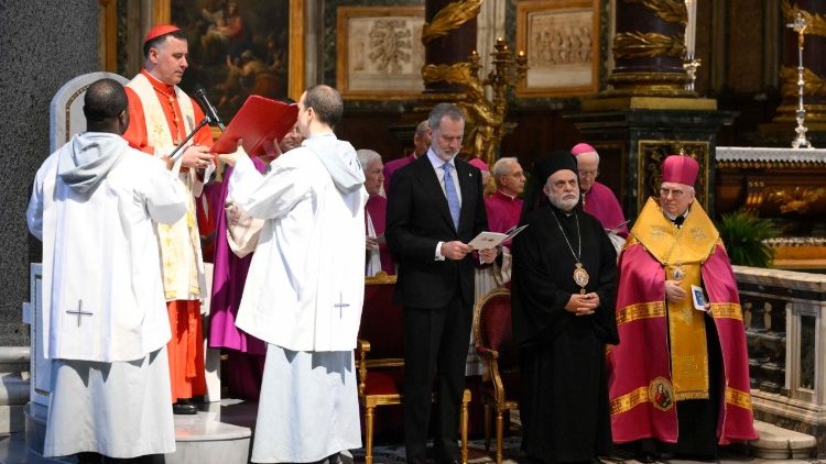 Ceremonia de posesión del título de Protocanónigo del Cabildo de la Basílica Papal de Santa María la Mayor, del rey de España 